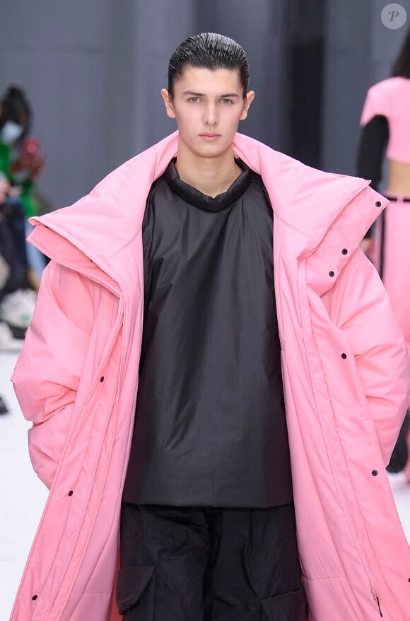 Le prince Nikolai de Danemark lors du défilé Homme Rains automne-hiver 2022/2023 dans le cadre de la Fashion Week de Paris, France, le 20 janvier 2022. © Veeren-Clovis/Bestimage 