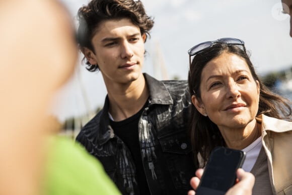 La comtesse Alexandra et son fils le prince Nikolai de Danemark lors du Ecco Walkathon à Copenhague. Le 9 septembre 2018 