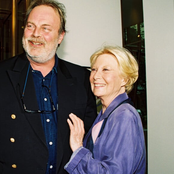 Mike Marshall est le fils de Michèle Morgan
Michèle Morgan et son fils Mike Marshall lors du vernissage de l'exposition des toiles de Michèle Morgan à la Galerie Kosky à Paris