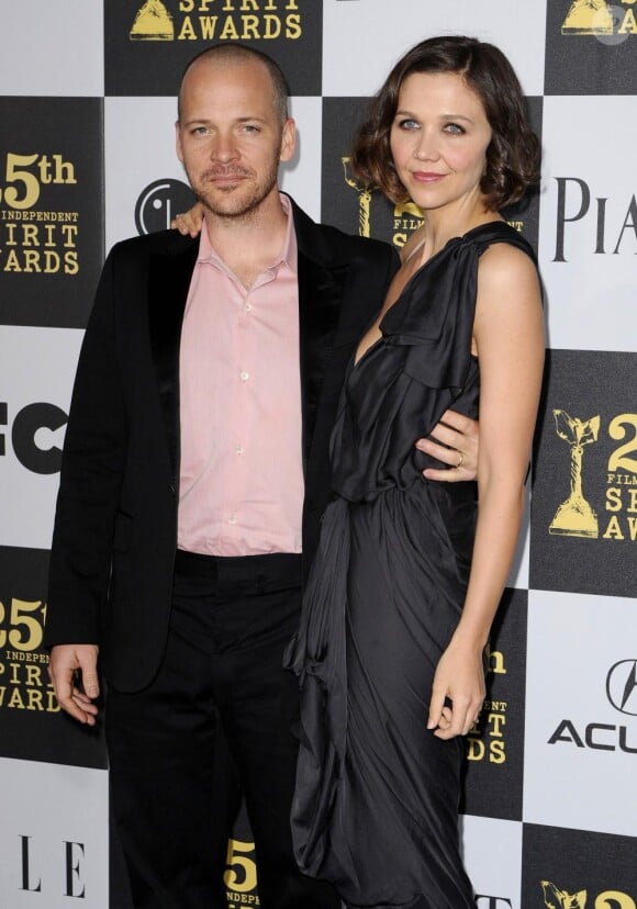 Maggie Gyllenhaal et son mari Peter Sarsgaard aux Spirit Awards, à Los Angeles, le 05/03/2010.
