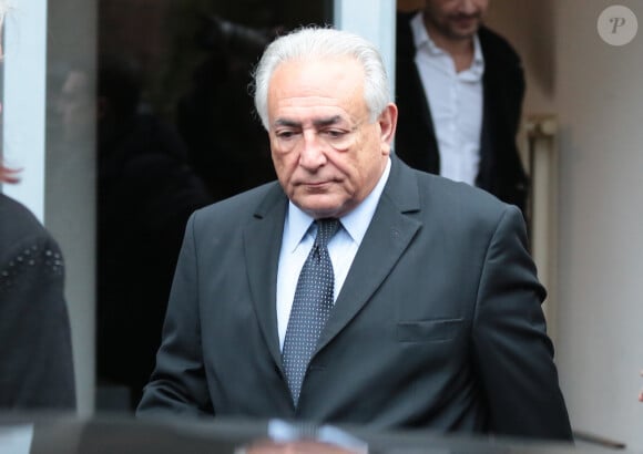 Dominique Strauss-Kahn quitte l'hôtel Alliance et se rend au tribunal correctionnel de Lille le 11 février 2015. Treize personnes, dont Dominique Strauss-Kahn, sont renvoyées devant le tribunal correctionnel de Lille pour proxénétisme aggravé en réunion. 