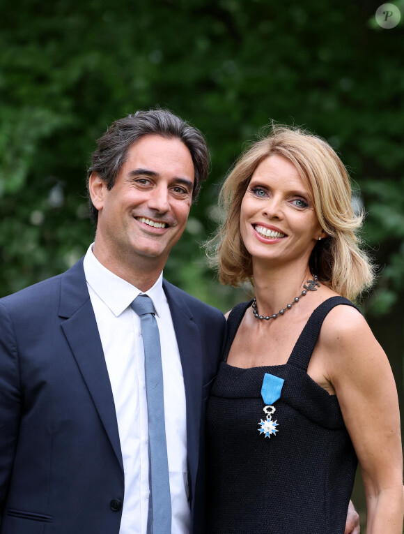 Exclusif - Sylvie Tellier décorée des l'insignes de chevalier de l'ordre national du Mérite par la secrétaire d'Etat, chargée de l'Économie sociale et solidaire et de la Vie associative dans les jardins de l'hôtel Matignon à Paris, France, le 26 juin 2023. © Dominique Jacovides/Bestimage 