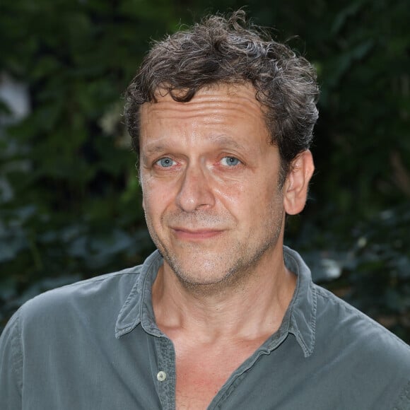 Jonathan Zaccaï - Cocktail des nommés du Festival de la fiction de La Rochelle dans l'hôtel particulier de la SACD à Paris le 05 septembre 2023.