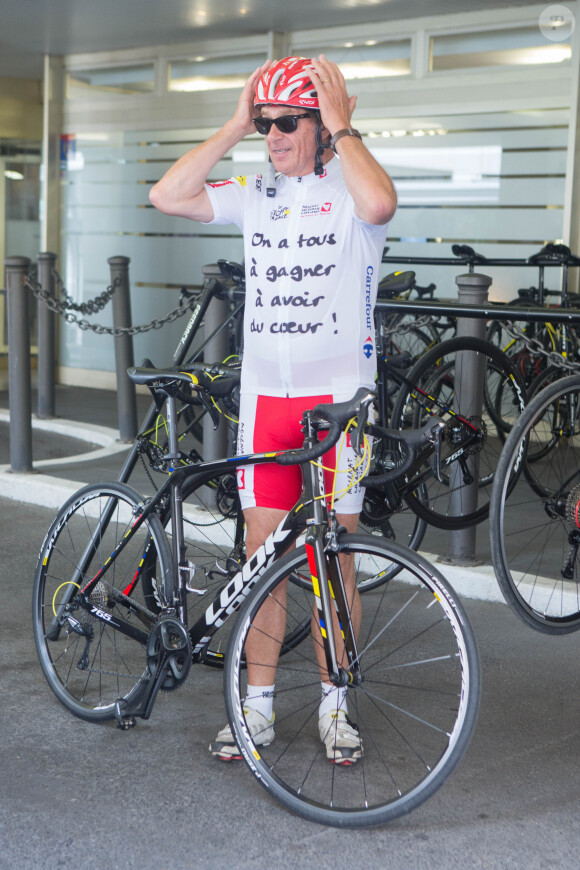 Exclusif - Henri Sannier - Essayage des vélos lors de l'étape du coeur au profit de l'association "Mécénat Chirurgie Cardiaque" à l'hôtel Mercure Marseille Centre Vieux Port à Marseille, le 21 juillet 2017. © CVS/Bestimage