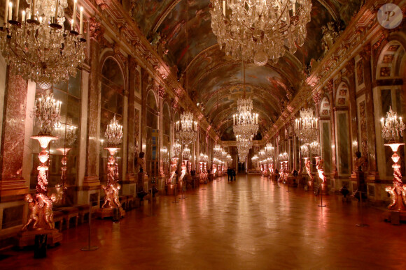 La Galerie des Glaces - 5ème Gala de l'ADOR au bénéfice de la saison musicale de l'Opera Royal du Château de Versailles. Château de Versailles à Versailles, France, le 09 Octobre 2022. © Bertrand Rindoff / Bestimage