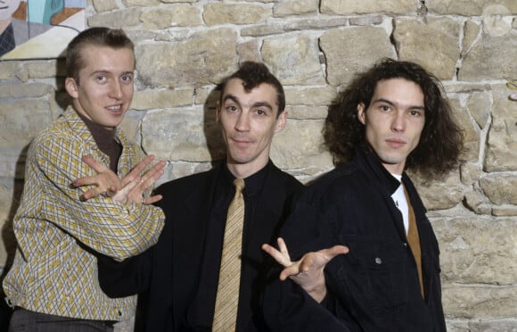 Archives - En France, à Lyon, les trois membres du groupe L'AFFAIRE LOUIS' TRIO, avec de gauche à droite, Bronco Junior, Cleet Boris (Hubert Mounier) et Karl Niagara en janvier 1991.