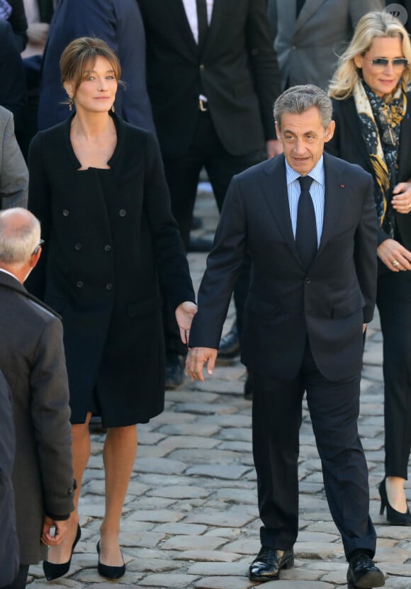 Carla Bruni Sarkozy et Nicolas Sarkozy - Arrivées à l'hommage national à Charles Aznavour à l'Hôtel des Invalides à Paris. Le 5 octobre 2018 © Jacovides-Moreau / Bestimage 