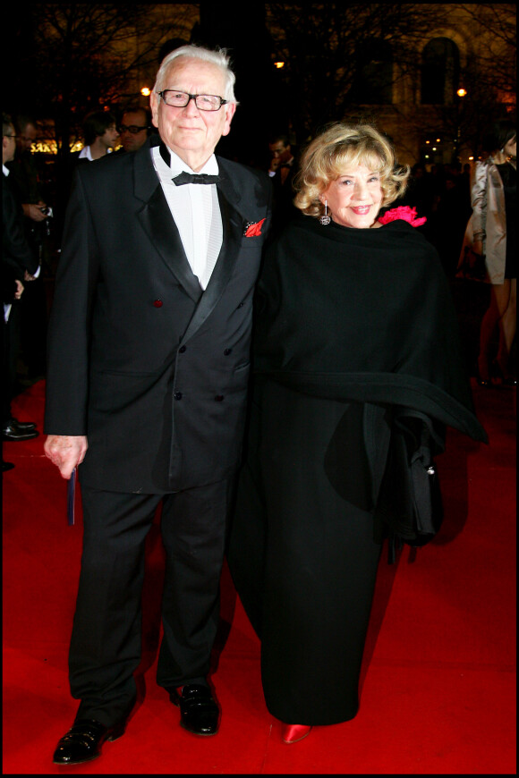 Pierre Cardin et Jeanne Moreau aux César en 2007 à Paris.