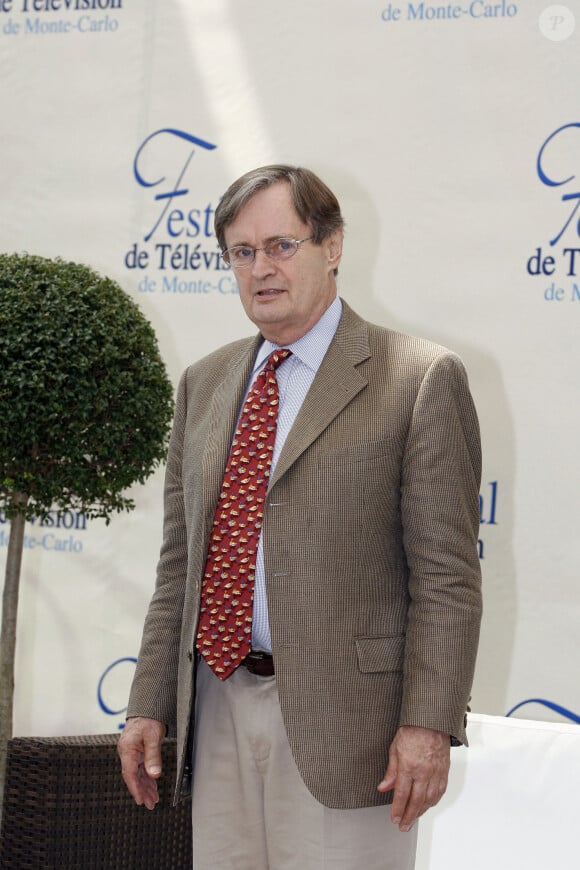 ... Alias le médecin légiste aux noeuds papillon dans la série "NCIS"
Archive - David McCallum, photocall "NCIS" lors 49ème Festival de Télévision de Monte-Carlo au Grimaldi Forum à Monte-Carlo, Monaco, le 10 juin 2009. 