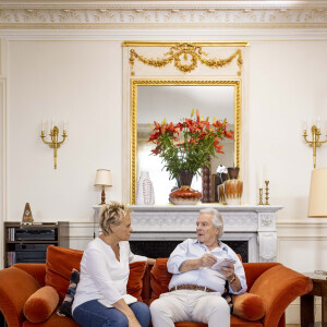 Exclusif - Muriel Robin et Pierre Arditi - Séquence "Le partage" - Tournage du téléfilm « Ils s’aiment… enfin presque », qui sera diffusé le lundi 18 avril à 21h10 sur TF1. © Cyril Moreau / Bestimage