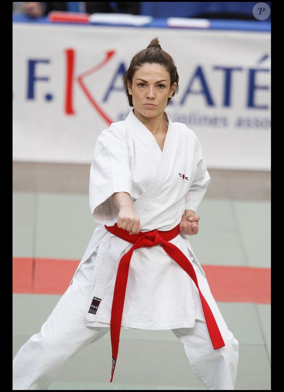 Chantal Jouanno, secrétaire d'Etat à l'Ecologie et nouvelle championne de France de karaté-kata le dimanche 7 mars 2010