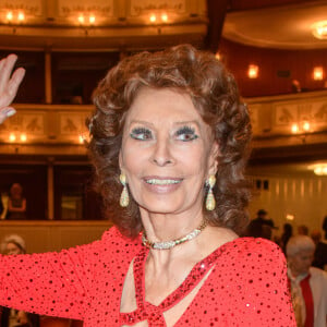 Sophia Loren - Les célébrités assistent à la cérémonie des "Prix Taurus de la culture européenne" à l'Opéra national de Vienne, le 20 octobre 2019.