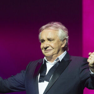 Exclusif - Michel Sardou - Ultime concert de Michel Sardou pour la dernière date de son spectacle "La dernière danse" à la Seine Musicale à Boulogne-Billancourt le 11 avril 2018. Le chanteur a rassemblé plus de 400 000 spectateurs pour une tournée de 82 concerts. © Pierre Perusseau/Bestimage 