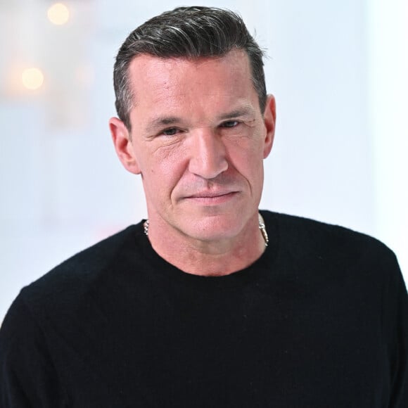 Exclusif - Benjamin Castaldi lors de l'enregistrement de l'émission "Vivement Dimanche spéciale Yves Montand" au Studio Gabriel à Paris, présentée par M.Drucker et diffusée le 14 novembre sur France 2. Le 28 octobre 2021 © Guillaume Gaffiot / Bestimage 