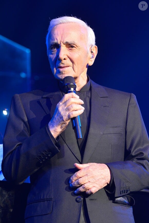 Charles Aznavour en concert au Palais des Sports à Paris, le 21 décembre 2016. © Guirec Coadic/Bestimage