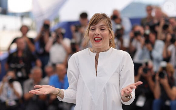 Valérie Donzelli au photocall de "L'amour et les forêts (just the two of us)" lors du 76ème Festival International du Film de Cannes, le 24 mai 2023. © Moreau/Jacovides/Bestimage 