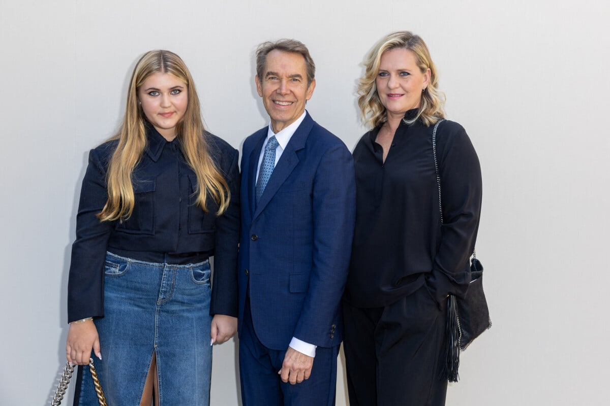 Photo : Scarlet Koons, Jeff Koons et sa femme Justine Wheeler - Défilé ...