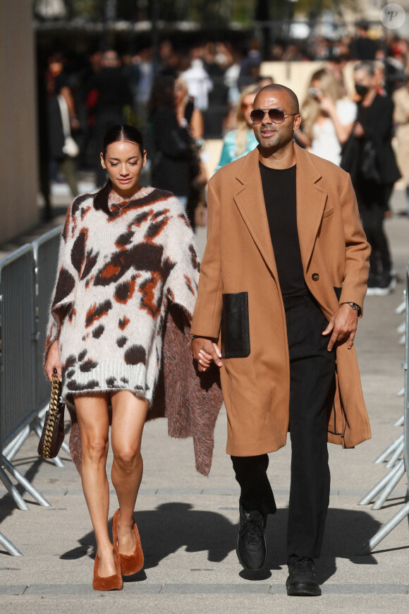 Alizé Lim et son compagnon Tony Parker - Défilé de mode printemps-été 2024 "Stella McCartney" lors de la Fashion Week de Paris, le 2 octobre 2023. © Olivier Borde/Bestimage