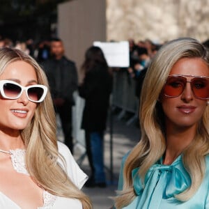 Paris Hilton et sa soeur Nicky Hilton Rothschid - Défilé de mode printemps-été 2024 "Stella McCartney" lors de la Fashion Week de Paris, le 2 octobre 2023. © Olivier Borde/Bestimage