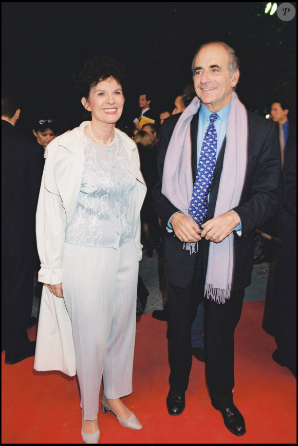 Jean-Pierre Elkabbach et Nicole Avril en 2001 (archive)