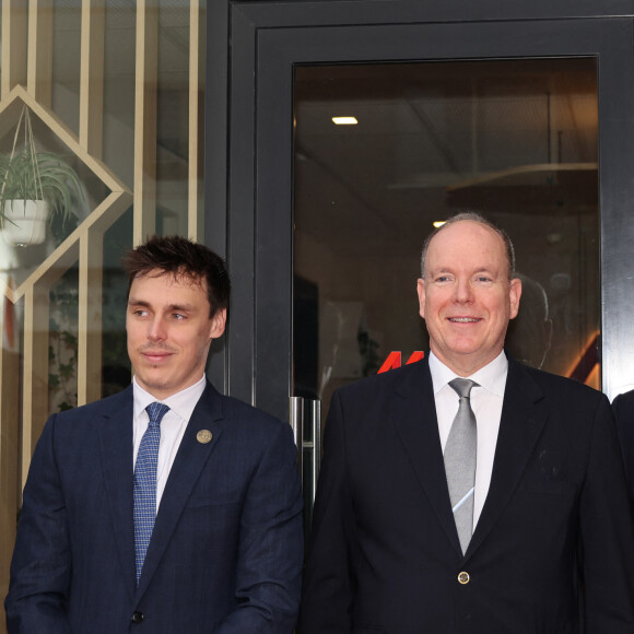 Exclusif - Louis Ducruet et le prince Albert II de Monaco - Inauguration de la maison du numérique dans les jardins d'Apolline à Monaco, le 7 juillet 2023. © Claudia Albuqyerque/Bestimage 