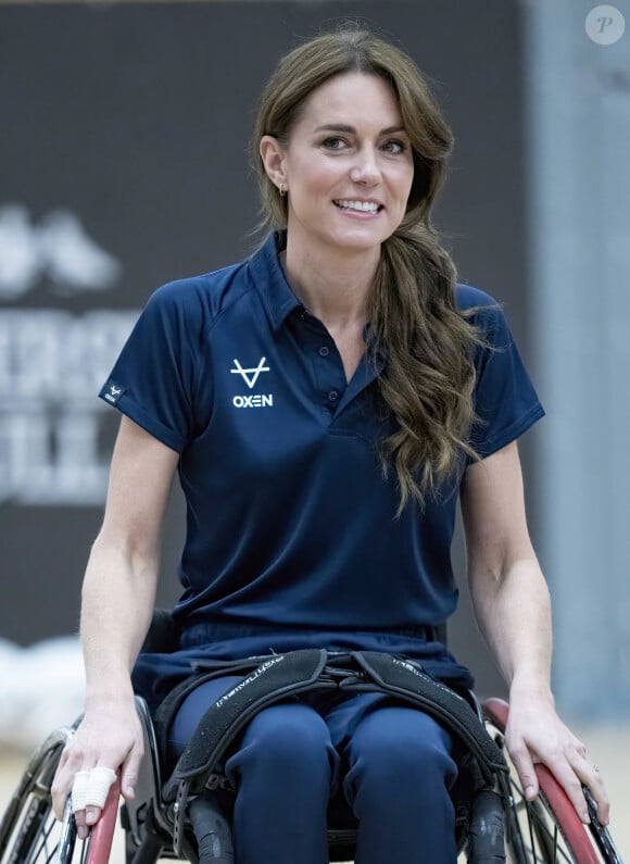 Catherine (Kate) Middleton, princesse de Galles, patronne de la Rugby football League, lors d'une visite au centre sportif Allam de l'Université de Hull pour participer à une journée d'inclusion de la Rugby League organisée par la Rugby football League Hull FC et l'Université. 