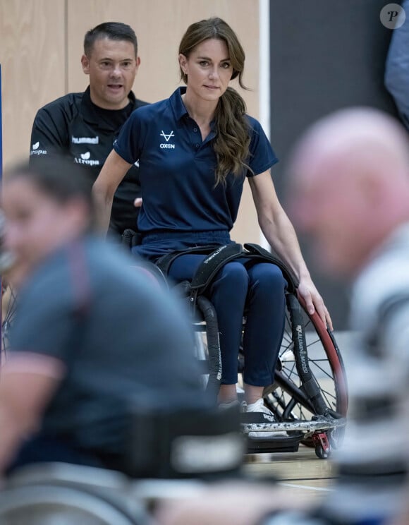 Catherine (Kate) Middleton, princesse de Galles, patronne de la Rugby football League, lors d'une visite au centre sportif Allam de l'Université de Hull pour participer à une journée d'inclusion de la Rugby League organisée par la Rugby football League Hull FC et l'Université. 