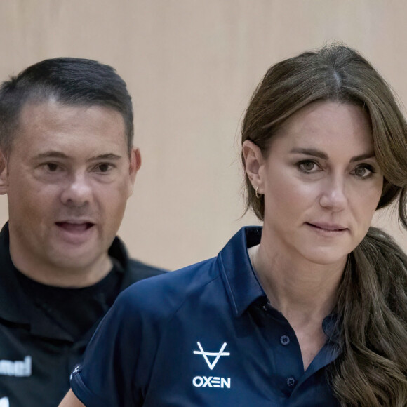 Catherine (Kate) Middleton, princesse de Galles, patronne de la Rugby football League, lors d'une visite au centre sportif Allam de l'Université de Hull pour participer à une journée d'inclusion de la Rugby League organisée par la Rugby football League Hull FC et l'Université. 