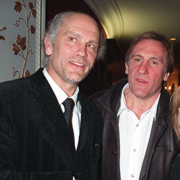 John Malkovich, Gérard et Elisabeth Depardieu, générale "Hysteria" et diner au "Man Ray".
