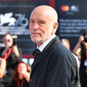 John Malkovich lors de la première de la série "The New Pope" lors de la 76e édition du festival du film de Venise, la Mostra, sur le Lido de Venise, Italie.