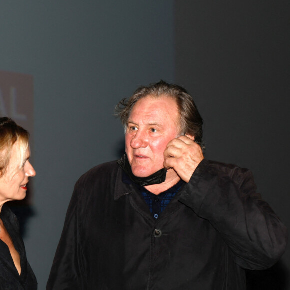 Gérard Depardieu, Sandrine Bonnaire et Zinedine Soualem lors du Festival Premiers Plans à Angers le 28 janvier 2022 pour la présentation du film "Umani" © Laetitia Notarianni / Bestimage