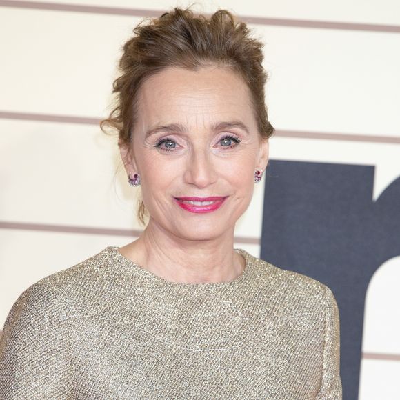Un médecin qui a été en couple pendant plusieurs années avec l'actrice britannique.
Kristin Scott Thomas - Avant-première du film "Military Wives" au cinéma Cineworld - London Leicester Square à Londres, le 24 février 2020. 
