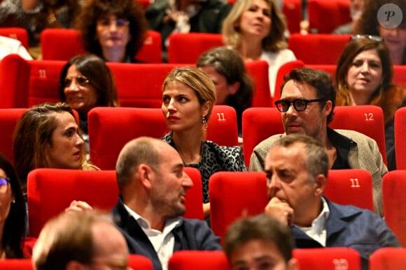 Victoria Bedos, Pauline Desmonts et son compagnon Nicolas Bedos, le président du Jury, lors de la soirée de clôture de la 3eme édition du Festival Cinéroman à Nice, le 24 octobre 2021.  © Bruno Bebert / Bestimage 