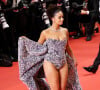 Du 9 au 11 octobre 2023, Rihanna a installé un Pop Up éphémère Fenty Beauty à Paris, du côté de la gare Saint-Lazare et Léna Situations ne pouvait y résister.
Lena Mahfouf (Lena Situations) - Montée des marches du film " The Idol " lors du 76e Festival de Cannes. Le 22 mai 2023 © Jacovides-Moreau / Bestimage