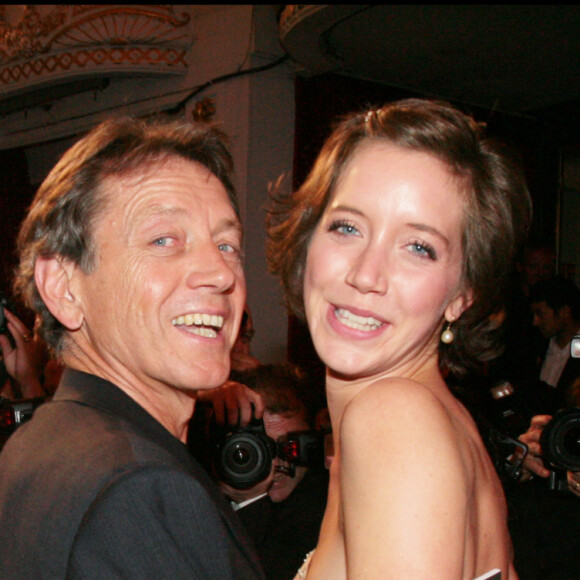 Bernard Giraudeau et sa fille Sara, révélation théâtrale dans "La valse des pingouins" - Cérémonie de la 21ème nuit des Molières au théâtre de Paris le 14 mai 2007