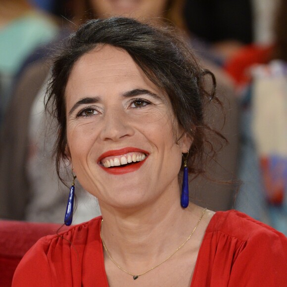 Mazarine Pingeot - Enregistrement de l'émission "Vivement Dimanche" à Paris le 30 avril 2014.