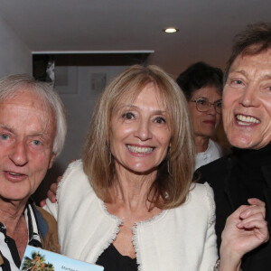 Dave, Martine Couralet-Laing et Patrick Loiseau (Compagnon de Dave, Auteur) - Martine Couralet-Laing dédicace son livre "DreamLAnd" à la Galerie XII à Paris le 19 Octobre 2023. © Bertrand Rindoff / Bestimage