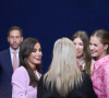 Elle a rencontré toute la famille royale.
Le roi Felipe VI d'Espagne, La reine Letizia d'Espagne La princesse Leonor L'infante Sofia d'Espagne, Meryl Streep (de dos) - La famille royale d'Espagne accueille les lauréats du prix Princesse des Asturies lors d'une réception à Oviedo, le 20 octobre 2023. 