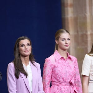 La reine Letizia d'Espagne La princesse Leonor - La famille royale d'Espagne accueille les lauréats du prix Princesse des Asturies lors d'une réception à Oviedo, le 20 octobre 2023. 