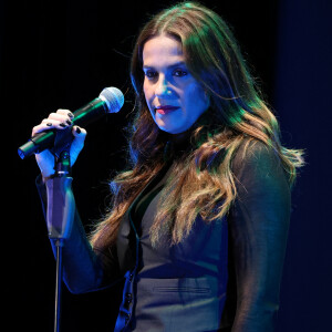 d'Élisa Tovati. Cette dernière avait ensuite une séance de dédidaces pour son nouvel album.
Exclusif - Elisa Tovati en showcase à l'occasion de la 3ème édition du festival Histoires de Femmes à Dreux. Le 21 octobre 2023 © Denis Guignebourg / Bestimage 