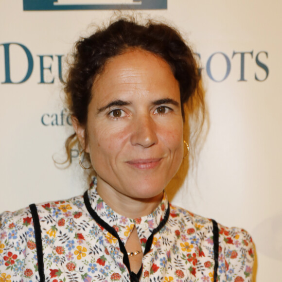 Mazarine Pingeot dédicace son dernier roman "Se Taire" aux Deux Magots à Paris le 14 octobre 2019. © Marc Ausset-Lacroix/Bestimage