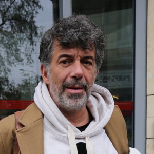 Stéphane Plaza est à la tête d'un véritable empire.
Stéphane Plaza - Les célébrités à la sortie de l'émission "Les Grosses Têtes" aux studios RTL à Neuilly-sur-Seine, France. © Jonathan Rebboah/Panoramic/Bestimage