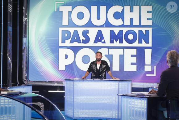 Exclusif - Cyril Hanouna - Enregistrement de l'émission "TPMP (Touche Pas à Mon Poste)", présentée par C.Hanouna et diffusée en direct sur C8 le 11 octobre 2023 © Jack Tribeca / Bestimage 