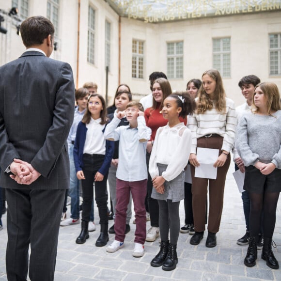 Emmanuel Macron et sa femme Brigitte - Le président de la République et sa femme lors de l'inauguration de la Cité internationale de la langue française à Villers-Cotterêts. Le 30 octobre 2023 © Gabrielle Cezard / pool / Bestimage