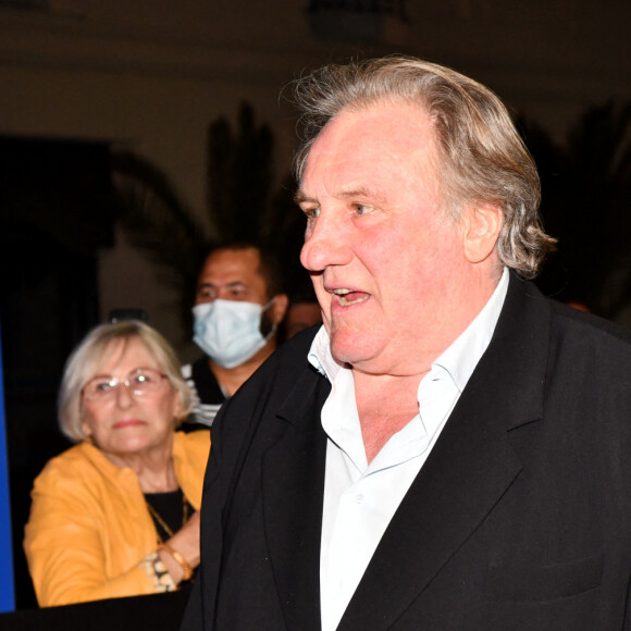 Gérard Depardieu lors de la soirée de clôture de la 3eme édition du Festival Cinéroman à Nice, le 24 octobre 2021.  © Bruno Bebert / Bestimage 