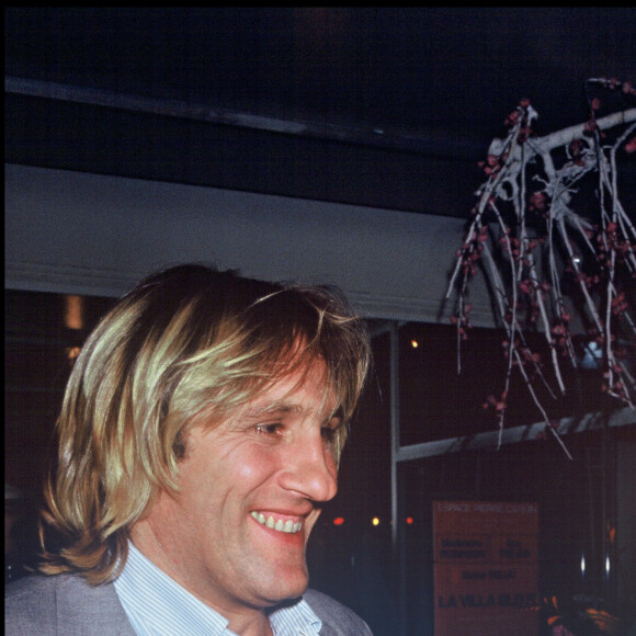 Alors qu'il devait jouer dans une pièce avec son vieux compère Pierre Richardr
Gérard Depardieu et Pierre Richard à la première du film Jean de Florette à Paris en 1986. 