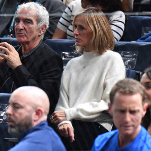 L'ancien sélectionneur des Bleus est venu assister à la finale du Rolex Paris Bercy Masters 1000

Raymond Domenech et une amie - People dans les tribunes du Rolex Paris Bercy Masters 1000 remporté par Novak Djokovic contre Grigor Dimitrov , le 5 novembre 2023. © Veeren/Bestimage