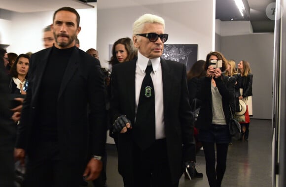 Sébastien Jondeau - Karl Lagerfeld lors du vernissage de son exposition "Karl Lagerfeld, A Visual journey" à la Pinacothèque à Paris, le 15 octobre 2015.