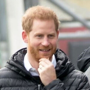 Le prince Harry, duc de Sussex, assiste à la nomination de Gareth Thomas comme membre de la nouvelle Commission HIV du "Terrence Higgins Trust" au stade "The Stoop" à Twickenham, le 8 novembre 2019. Gareth Thomas, ancienne star du rugby gallois, avait révélé en septembre dernier être séropositif. 