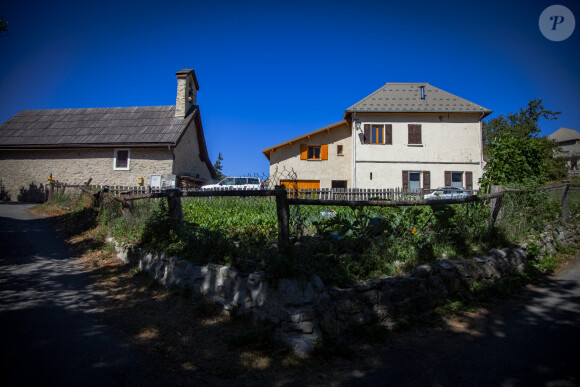 Ce travail de longue haleine a conduit à "des opérations judiciaires de grande ampleur"
Le village du Haut-Vernet où a été vu pour la dernière fois le petit Émile © Thibaut Durand/ABACAPRESS.COM